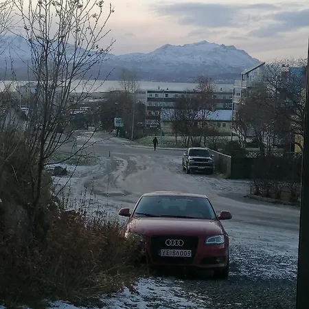 Tromso - Koselig Leilighet Pa 40M2 Apartment